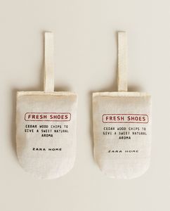 BAG OF CEDAR CHIPS FOR SHOES (PACK OF 2) kínálat, 2895 Ft a Zara Home -ben