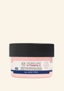 E-vitaminos éjszakai arckrém kínálat, 7890 Ft a The Body Shop -ben